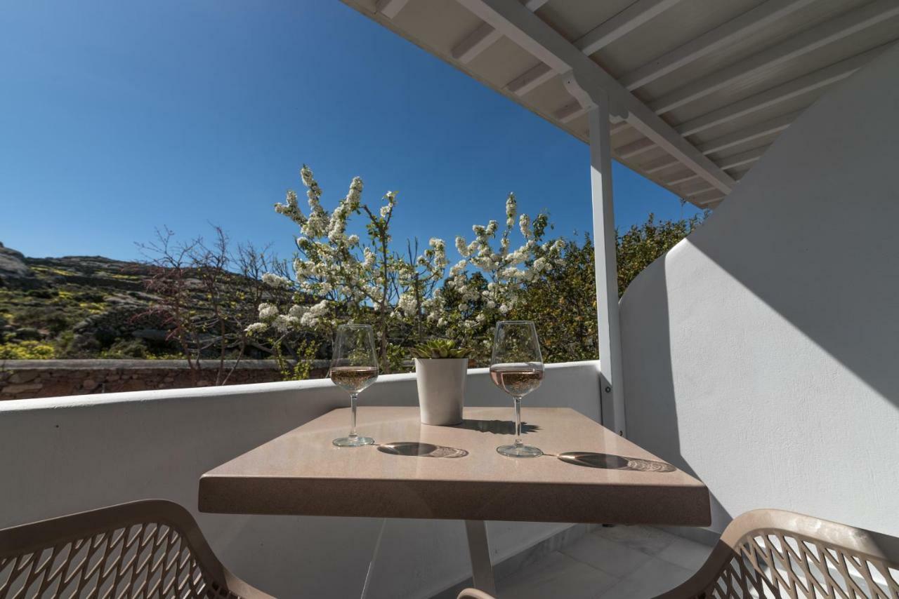 Flora'S Houses Mykonos Klouvas Екстер'єр фото